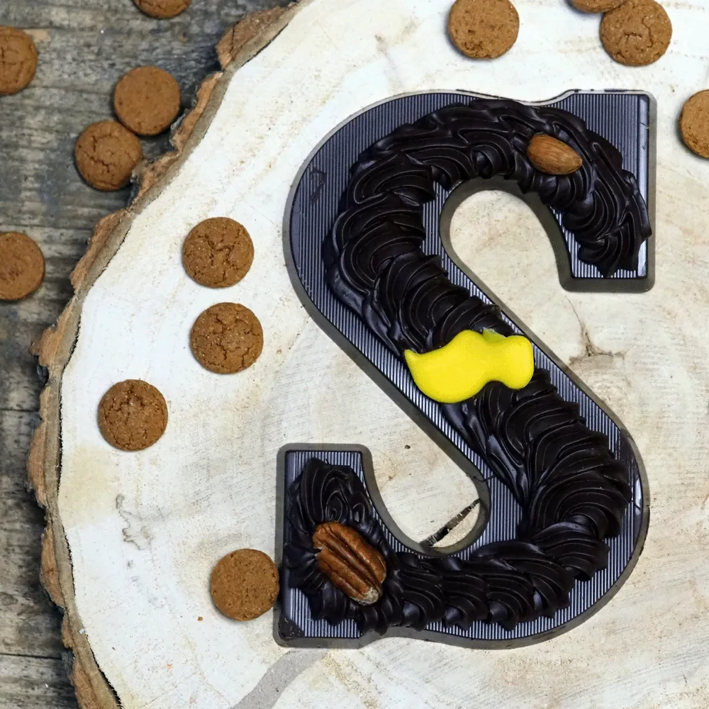 Luxe Ambachtelijke Chocoladeletter — foto 1