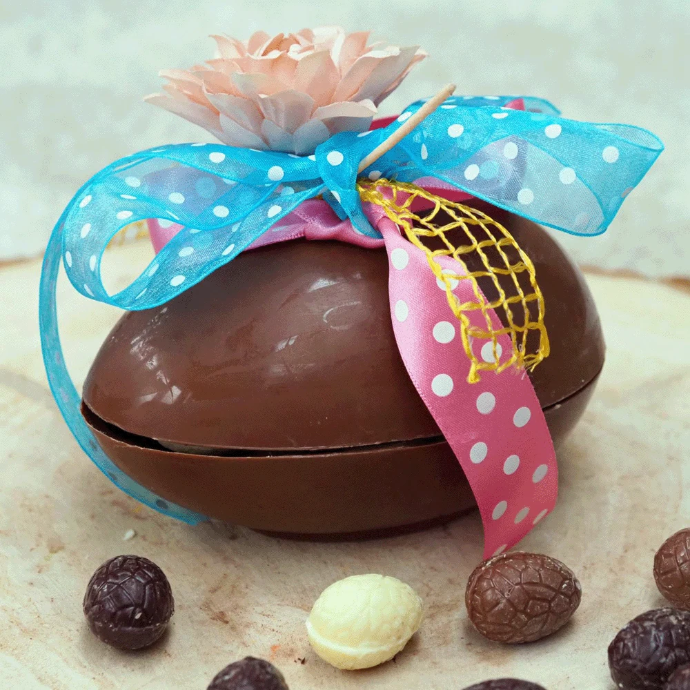 Chocolade Paasei gevuld met Paaseitjes — foto 2