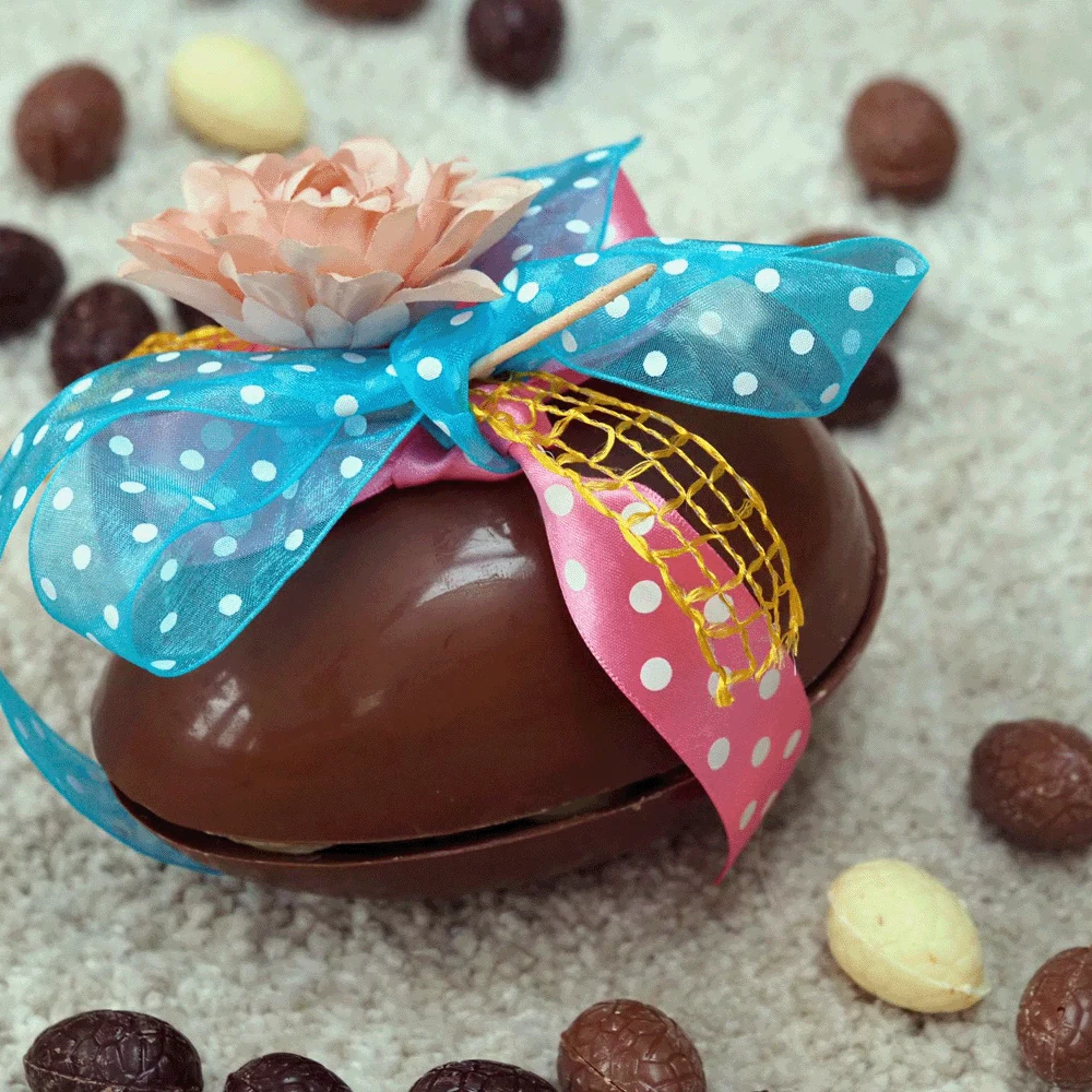 Chocolade Paasei gevuld met Paaseitjes — foto 5