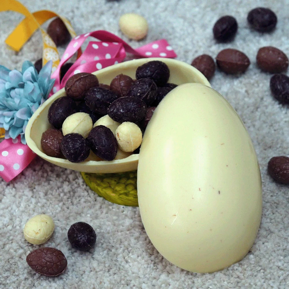 Chocolade Paasei gevuld met Paaseitjes — foto 4
